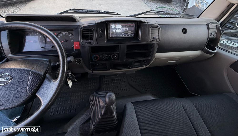 Nissan Cabstar NT400 Tribasculante - 16