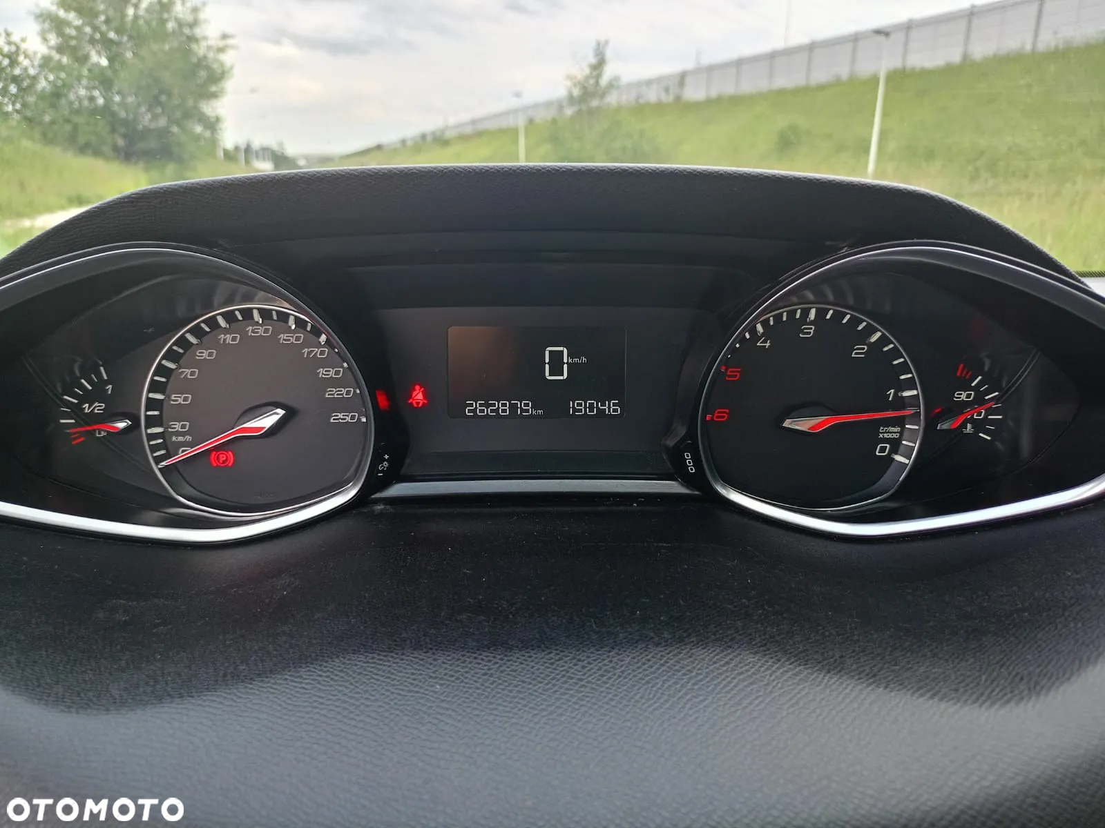 Peugeot 308 SW 1.6 BlueHDi Business Line S&S - 32