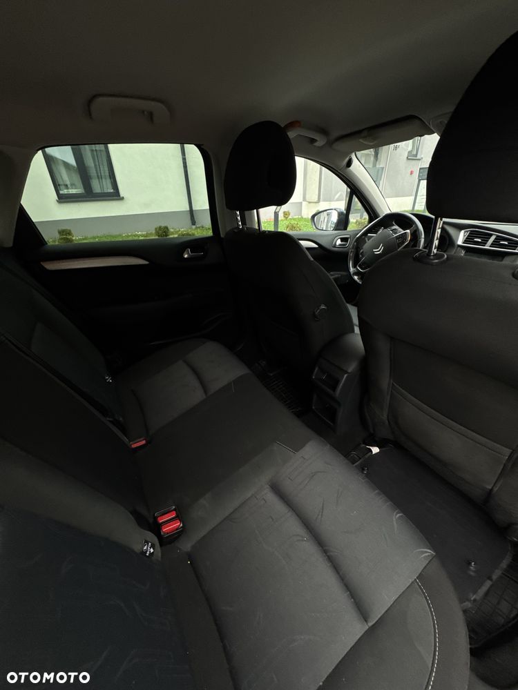 Citroën C4 1.6 HDi Seduction - 17