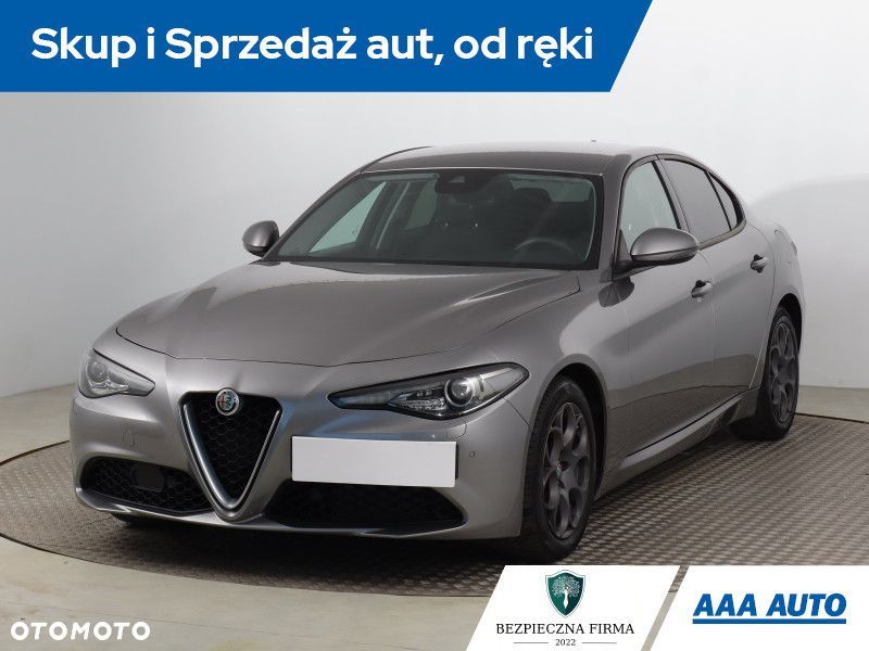 Alfa Romeo Giulia - 3