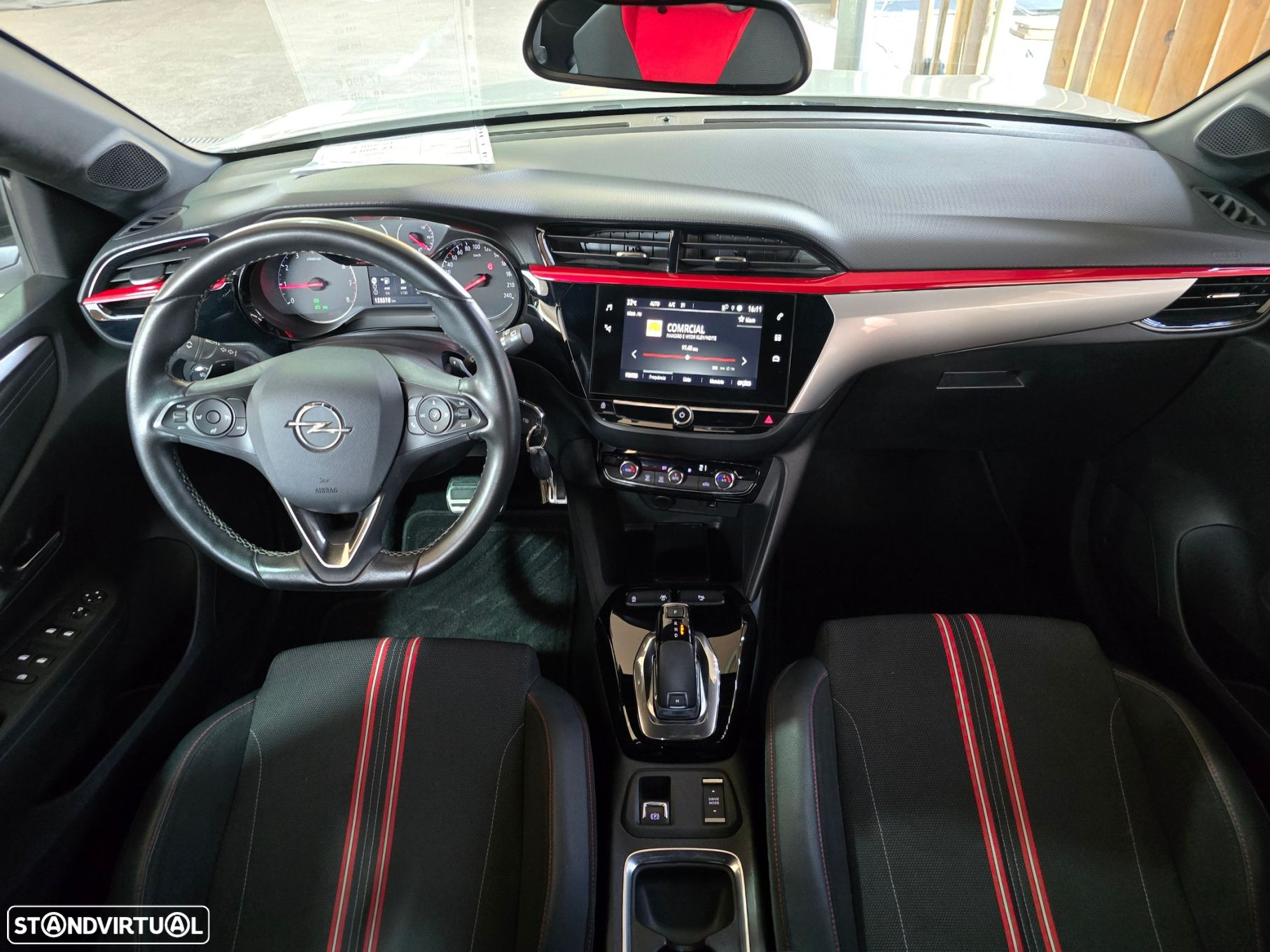 Opel Corsa 1.2 T GS Line Aut. - 29