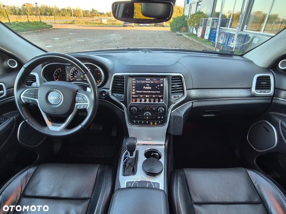 Jeep Grand Cherokee - 18