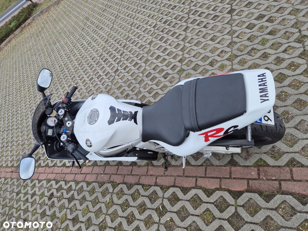 Yamaha R6 - 10