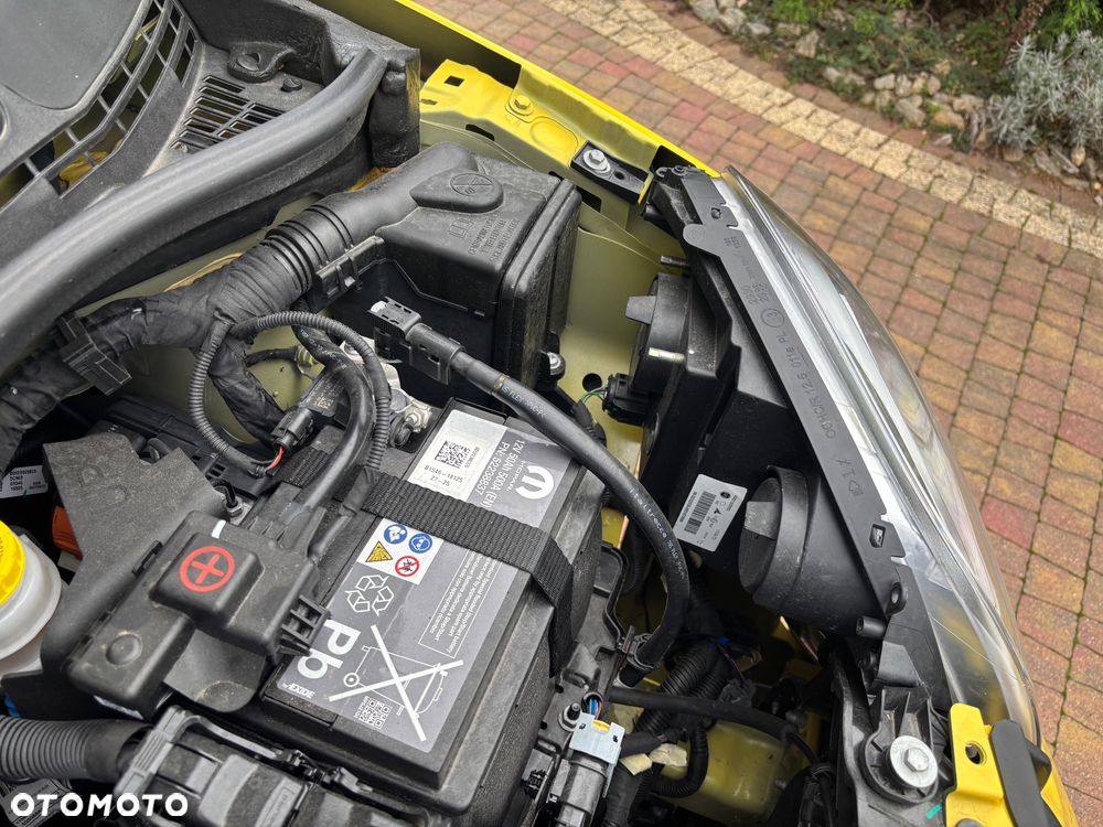 Fiat Panda 1.0 Hybrid Trussardi - 25