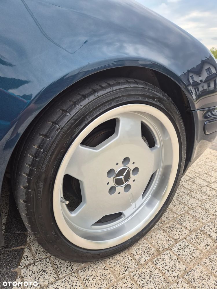 Mercedes-Benz CLK 320 - 19
