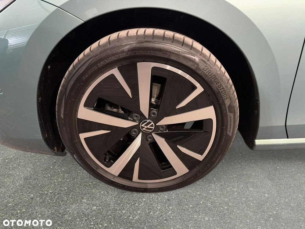 Volkswagen Passat Variant - 11