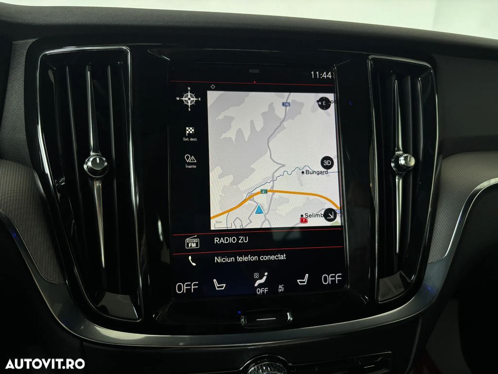 Volvo V60 T6 AWD Geartronic R-Design - 22