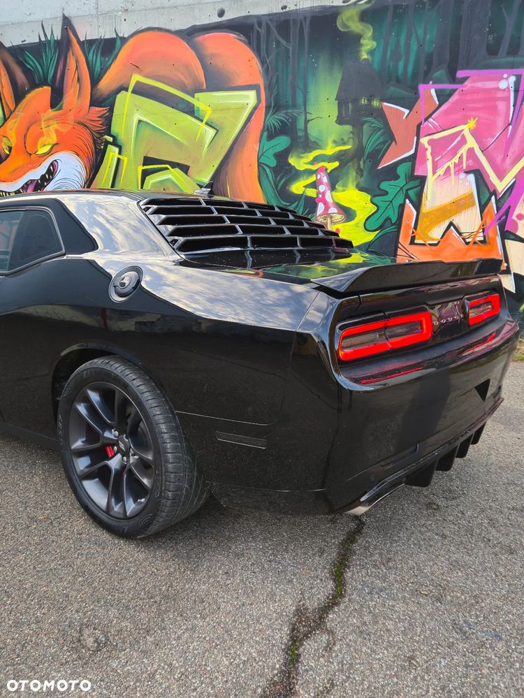 Dodge Challenger 6.4 Scat Pack - 14