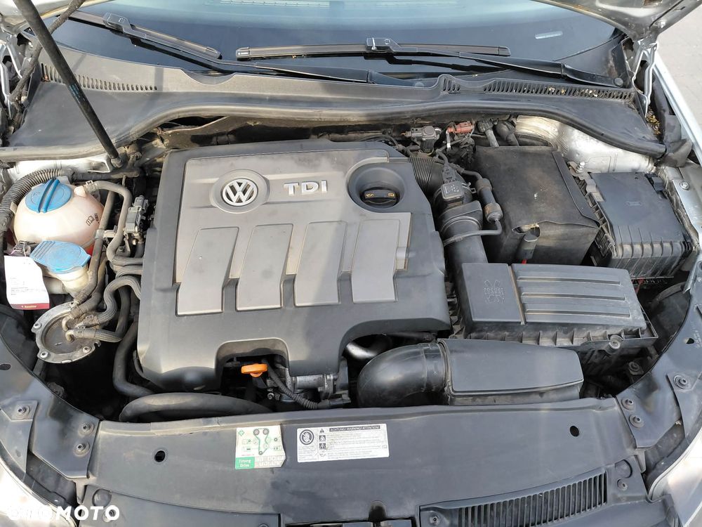 Volkswagen Golf 1.6 TDI Trendline - 11