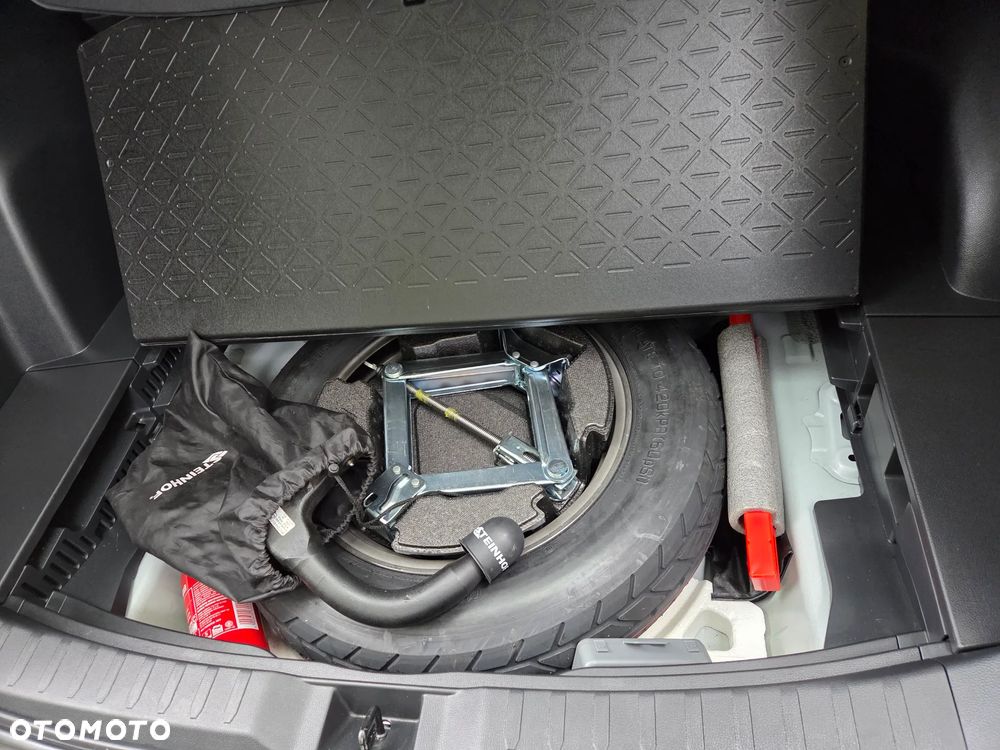 Toyota RAV4 - 11