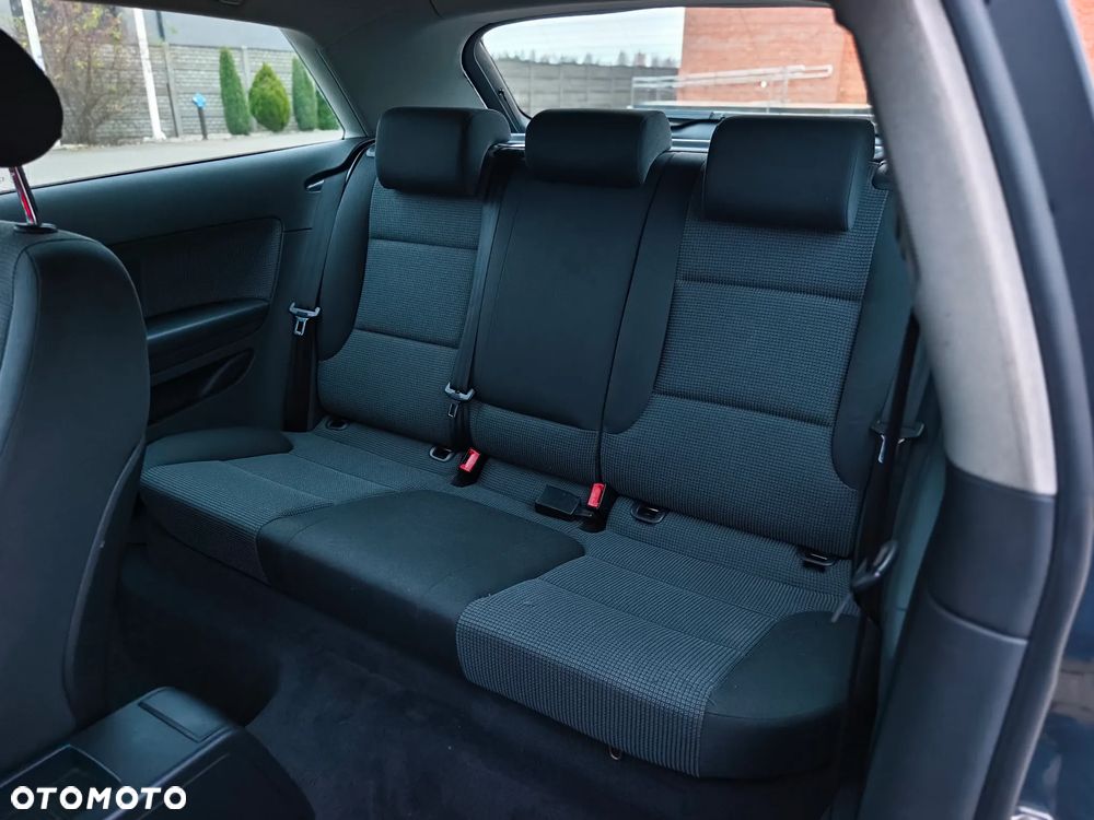 Audi A3 3-drzwiowe 1.6 Attraction - 9