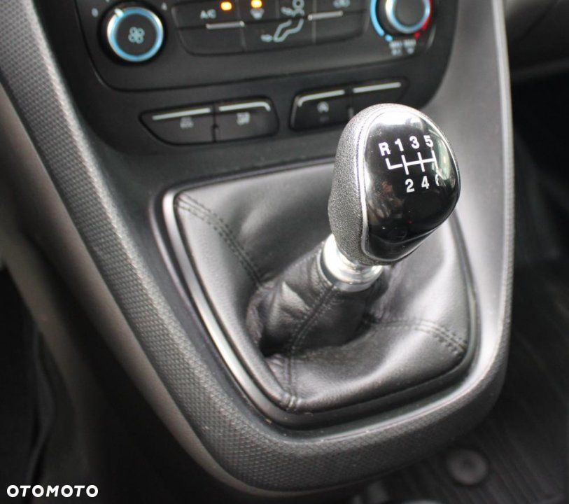 Ford transit-connect - 19