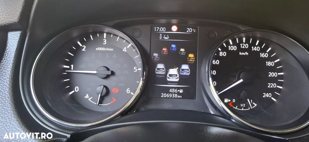 Nissan Qashqai 1.5 DCI Start/Stop Tekna - 35
