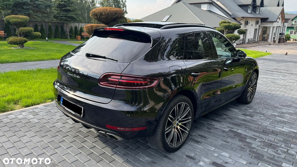 Porsche Macan - 4