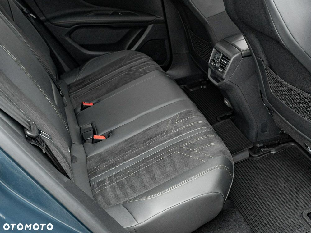 Peugeot 3008 1.6 PureTech GT S&S EAT8 - 27