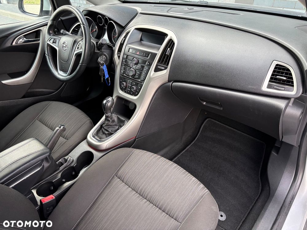 Opel Astra 1.7 CDTI Cosmo - 7