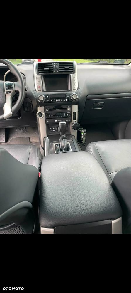 Toyota Land Cruiser LC 3.0 D-4D Prestige 7os - 11