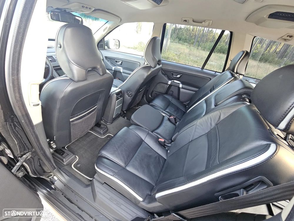 Volvo XC 90 2.4 D5 7L R-Design - 10