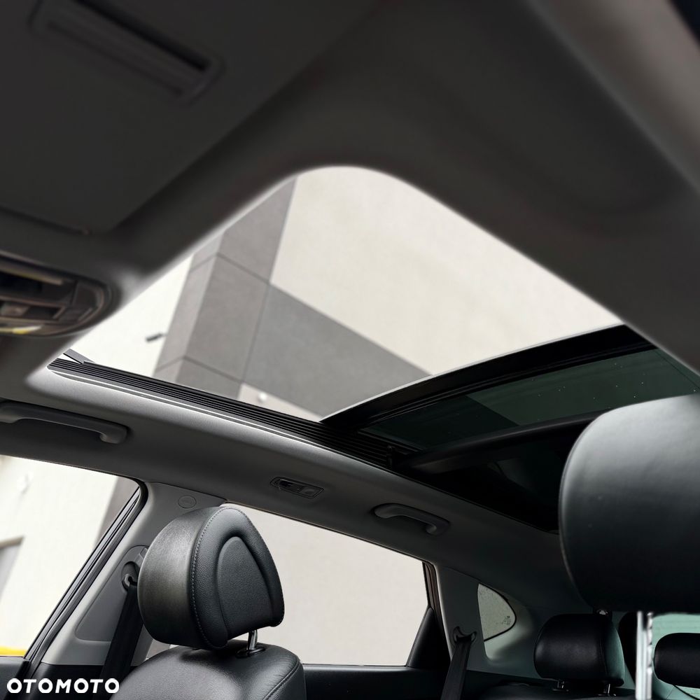 Hyundai Tucson 2.0 CRDI 4WD Automatik Premium - 7