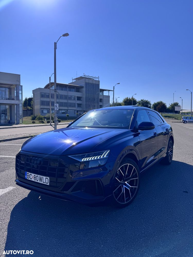 Audi Q8 - 1