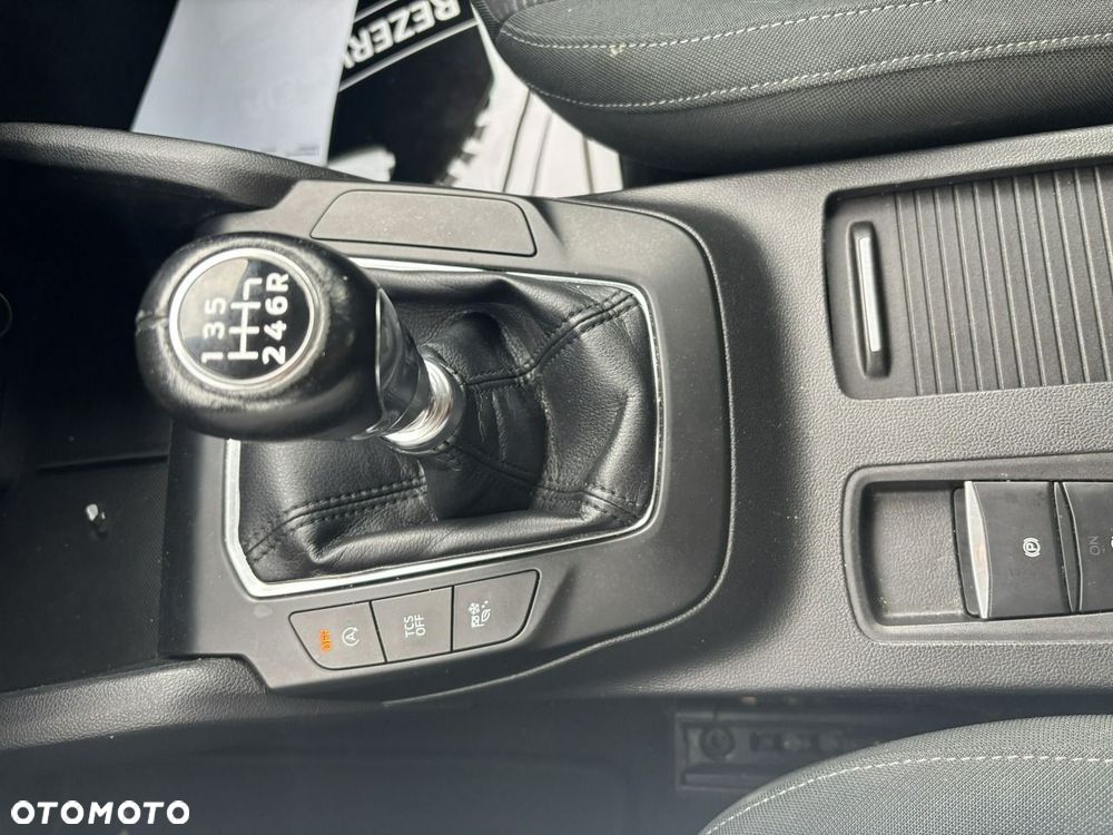 Ford Focus - 25