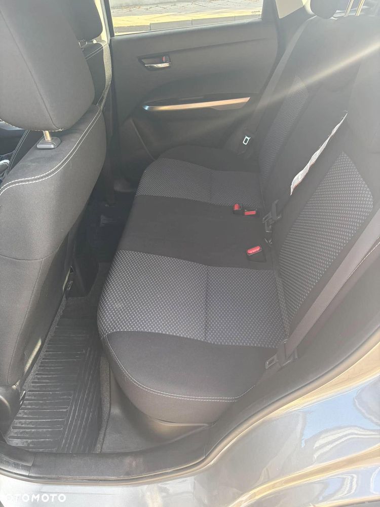 Suzuki Vitara 1.5 Strong Hybrid Premium 2WD AGS - 11