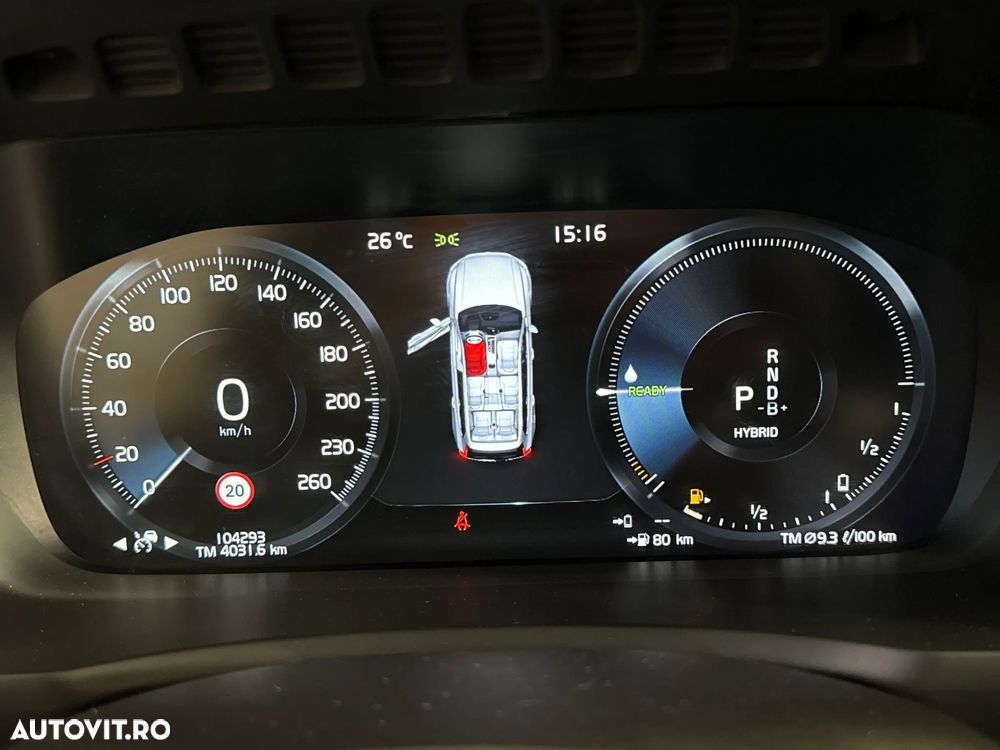 Volvo XC 90 Recharge T8 eAWD R-Design - 11