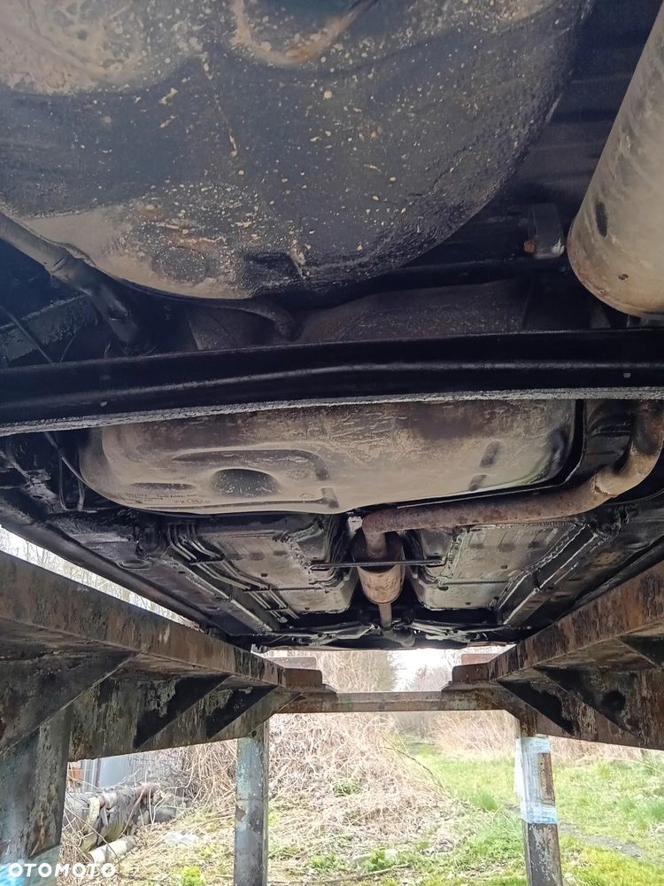 Toyota Yaris 1.3 Terra Plus - 15