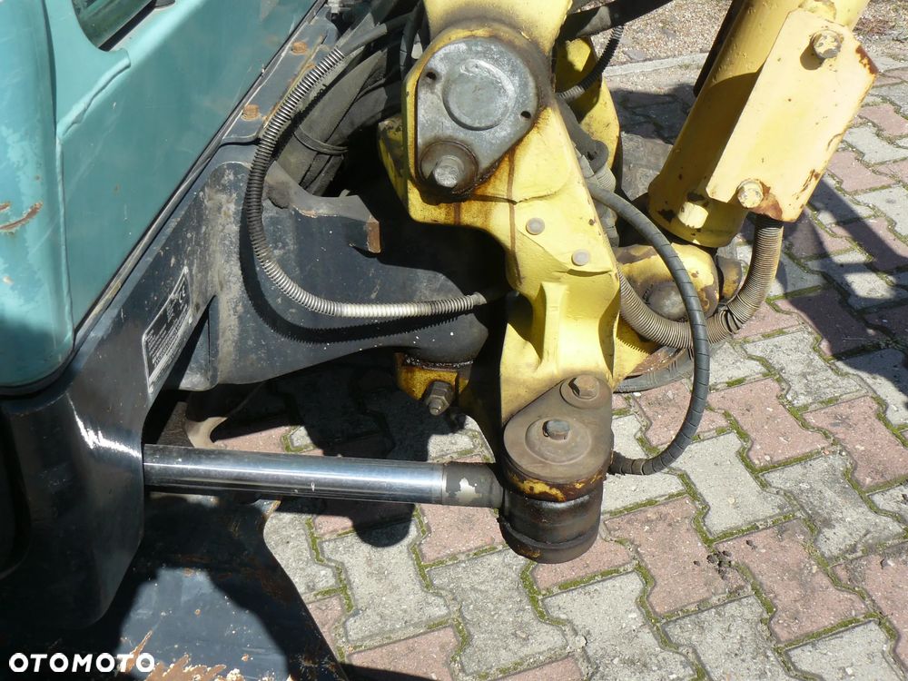 Yanmar SV20 - 4