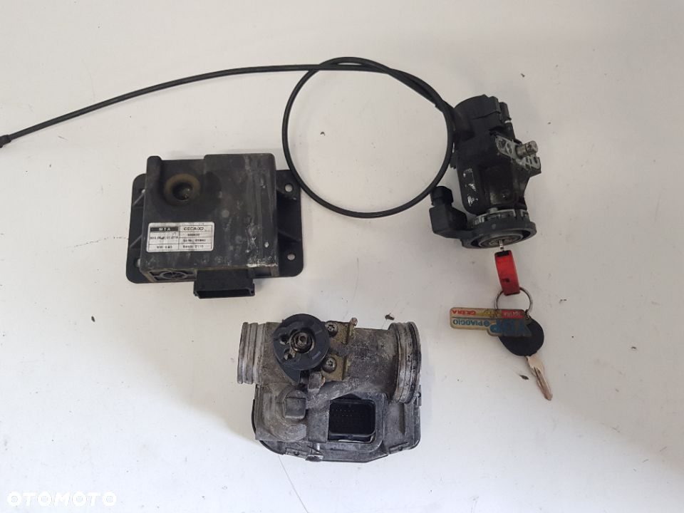 Piaggio MP3 Yourban 300 Stacyjka Kluczyk Moduł Przepustnica Sterownik - 1