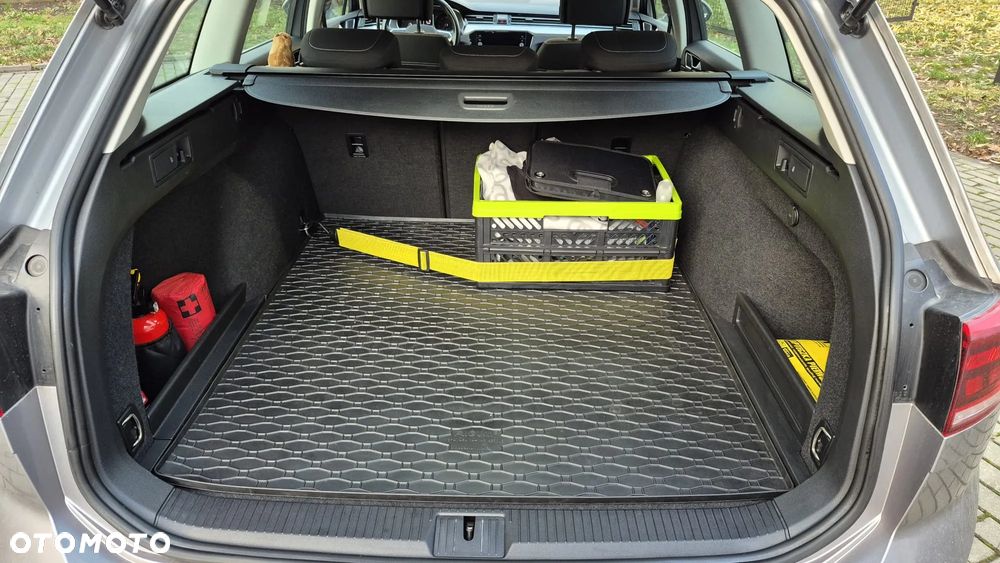 Volkswagen Passat 1.5 TSI EVO Business DSG - 17