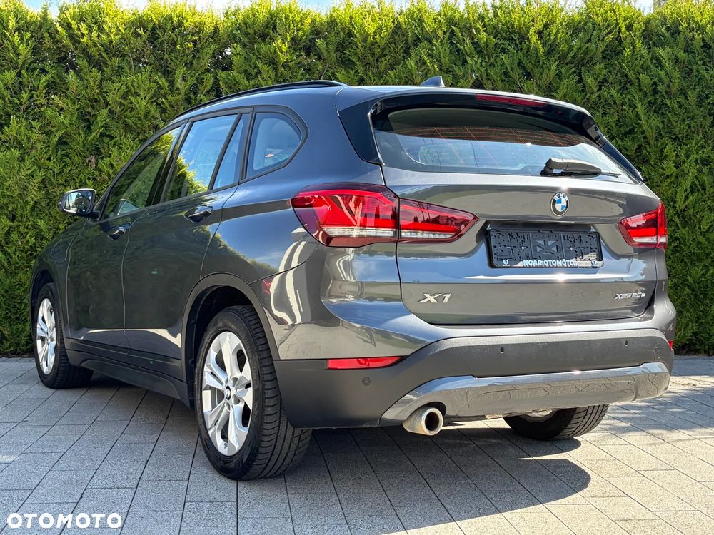 BMW X1 xDrive25e Advantage - 10