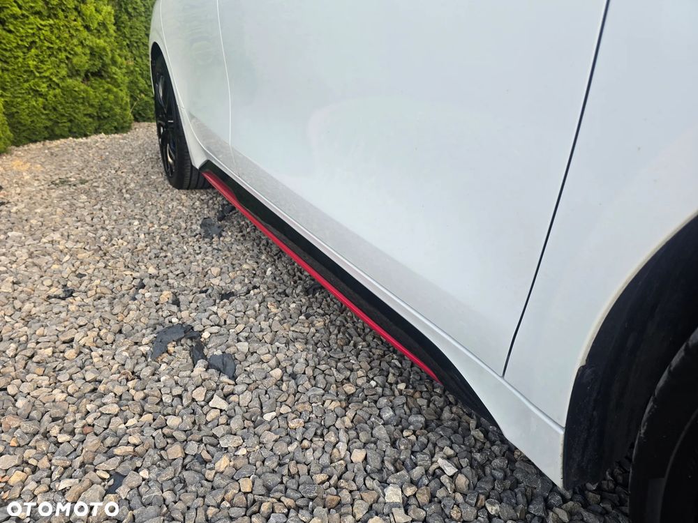 Kia ProCeed 1.6 T-GDI DCT7 OPF GT - 18