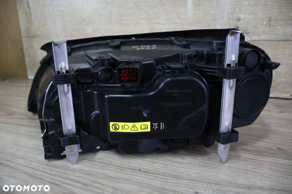 VOLVO S80 II V70 III 3 XC70 07-14 LAMPA PRZÓD XENON PRAWA ORYGINAŁ EUROPA 31214348 KOMPLETNA - 10