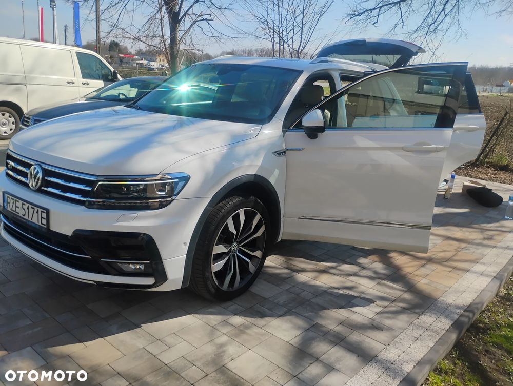 Volkswagen Tiguan Allspace 2.0 TSI 4Mot Highline DSG - 26