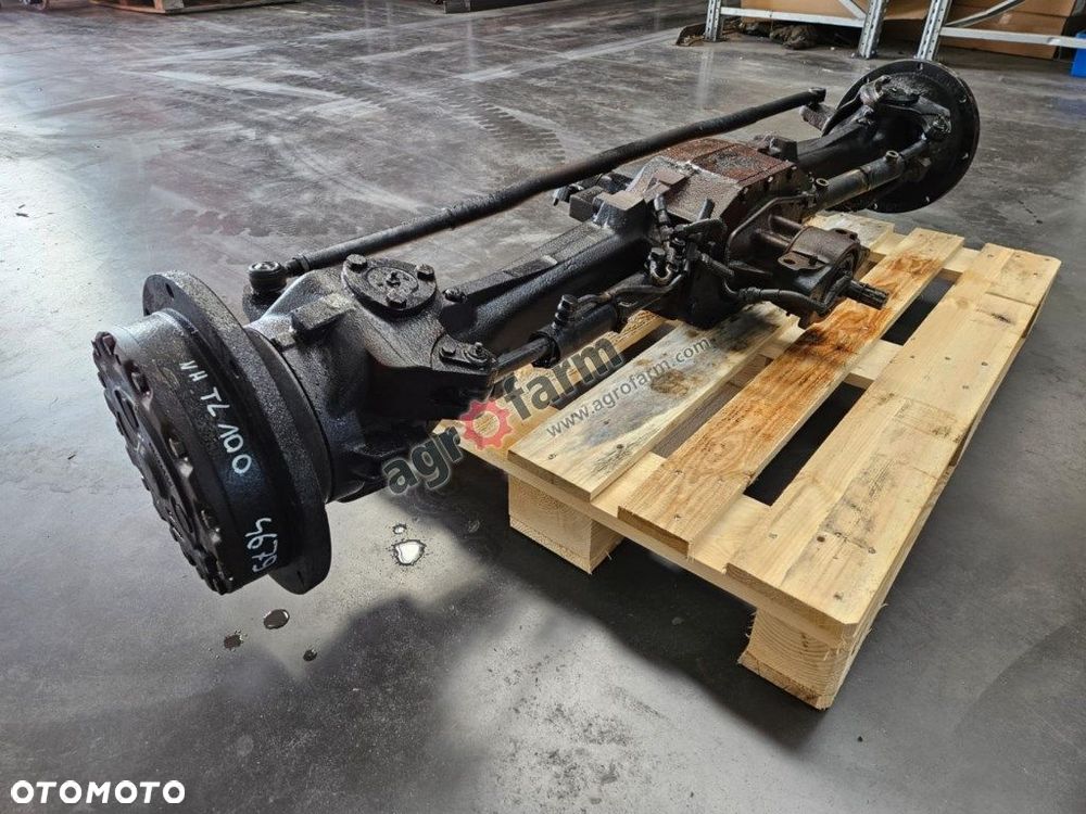 MOST PRZEDNI NEW HOLLAND TL100 5164328 - 2