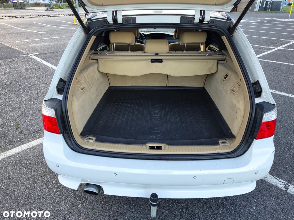 BMW Seria 5 520d - 22