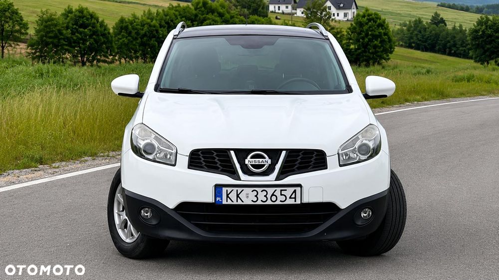 Nissan Qashqai 2.0 4 x 4 CVT tekna - 2