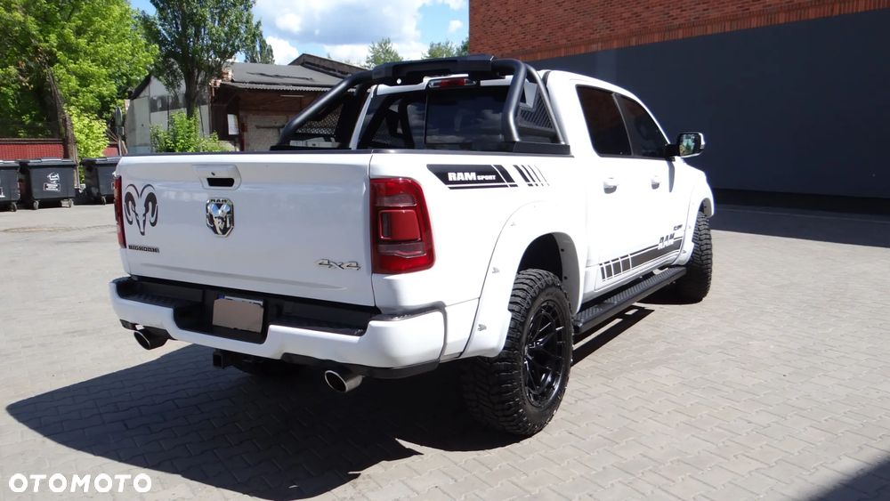 RAM 1500 5.7 eTorque Crew Cab Shortbed Bighorn Sport - 4