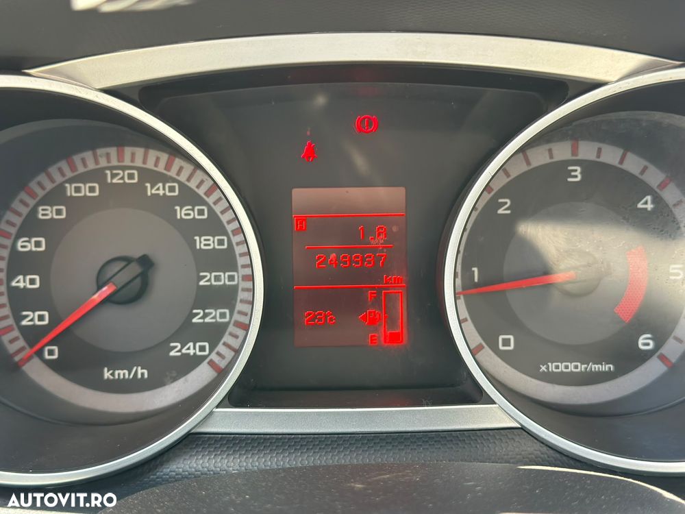 Mitsubishi Outlander 2.0 DI-D Intense - 7