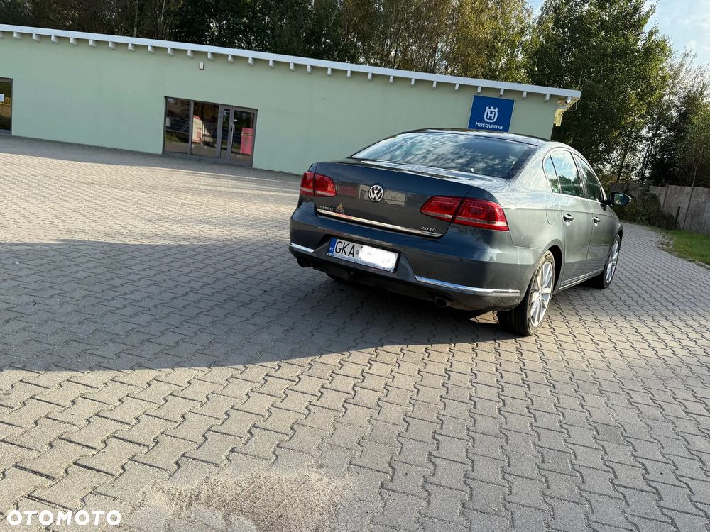 Volkswagen Passat 2.0 TDI 4Mot Highline DSG - 3