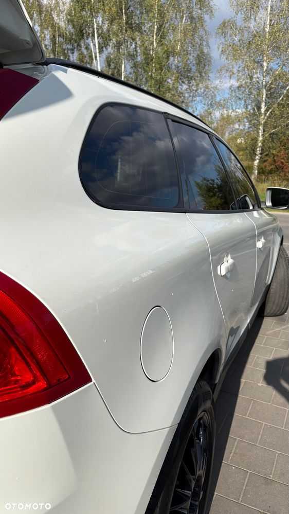 Volvo XC 60 2.4D AWD - 23