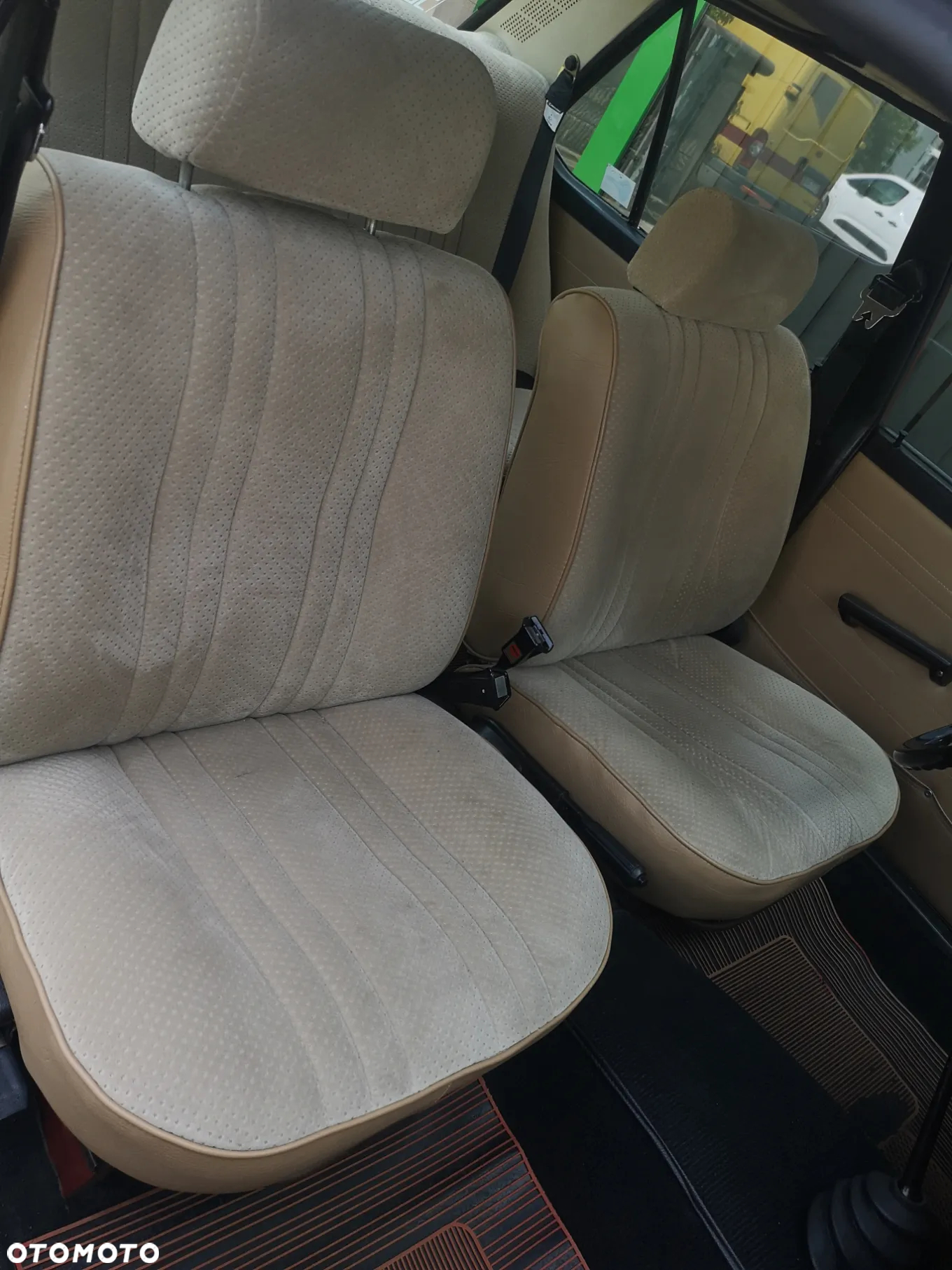 Seat Inny - 24