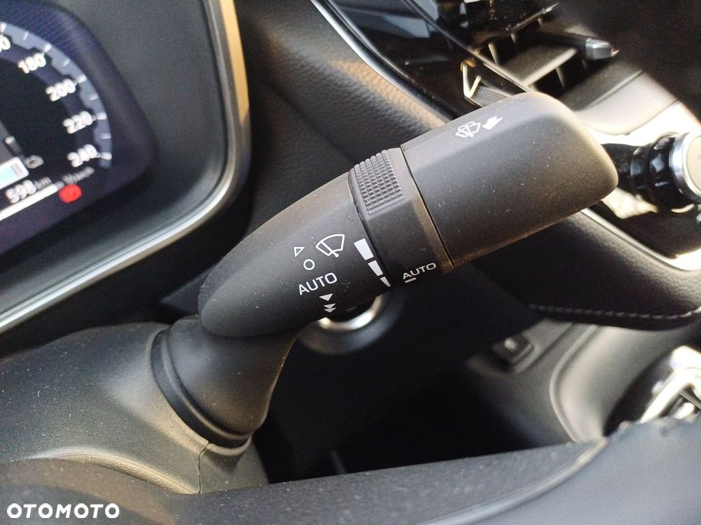 Toyota Corolla 1.8 Hybrid Comfort - 20