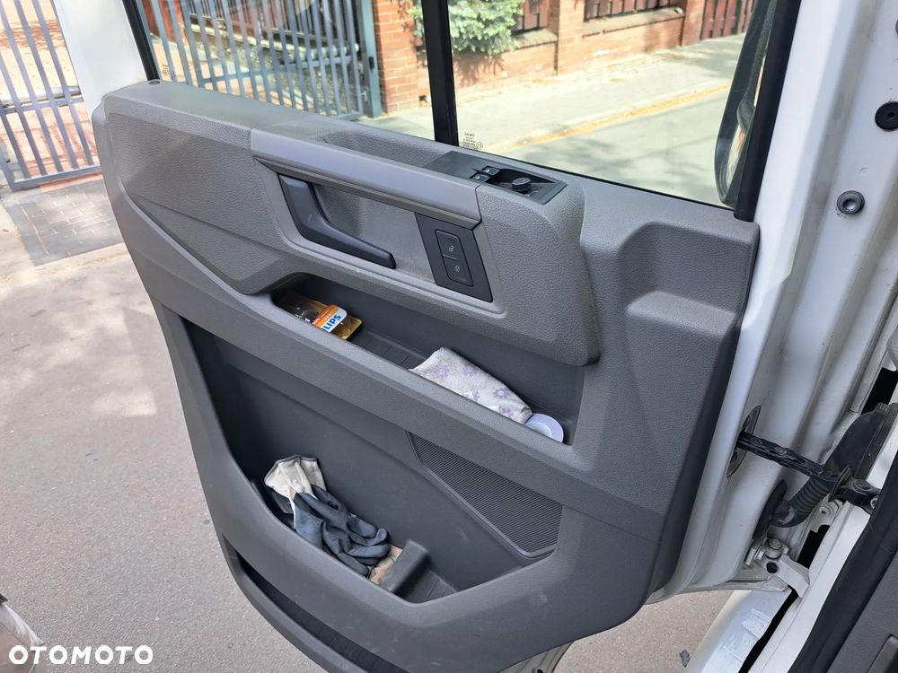 Volkswagen CRAFTER - 13