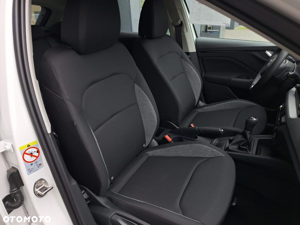 Skoda Scala 1.0 TSI Essence - 10