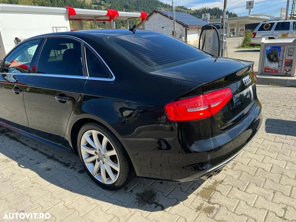 Audi A4 - 4