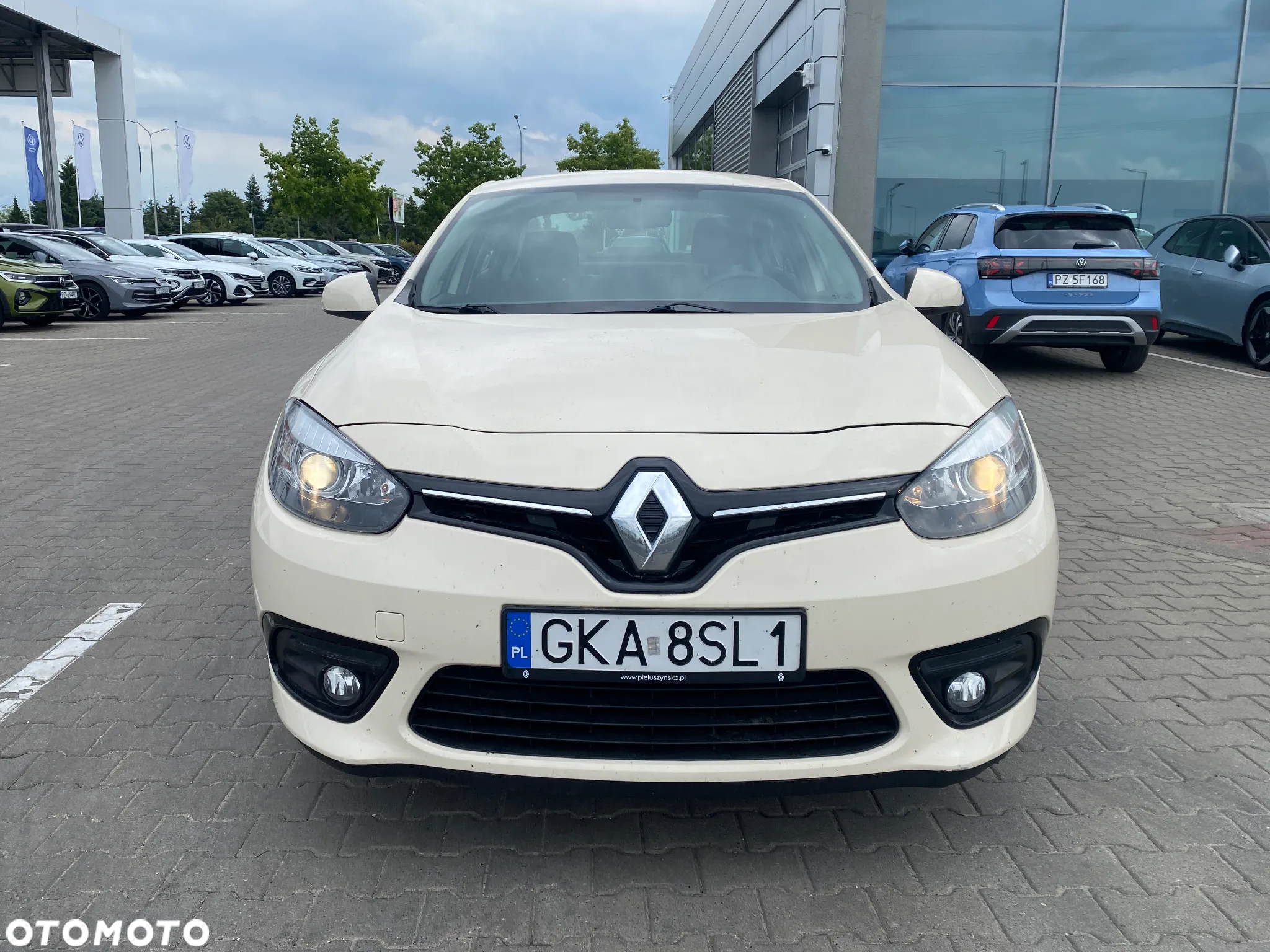 Renault Fluence 1.6 16V Dynamique - 9