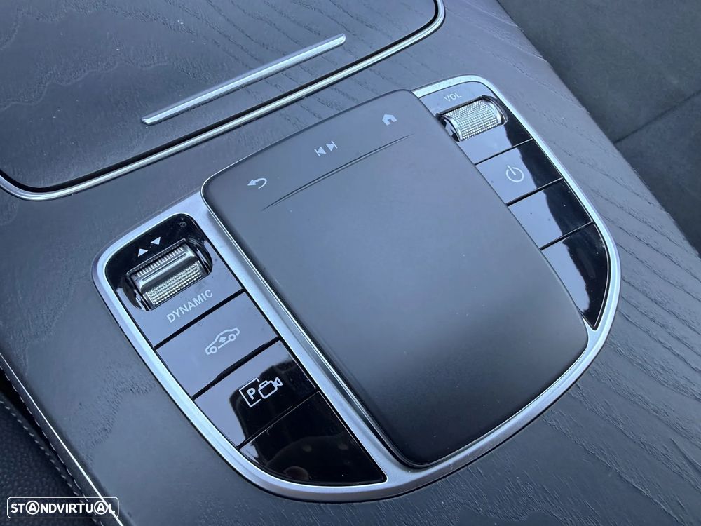 Mercedes-Benz E 300 de AMG Line - 48