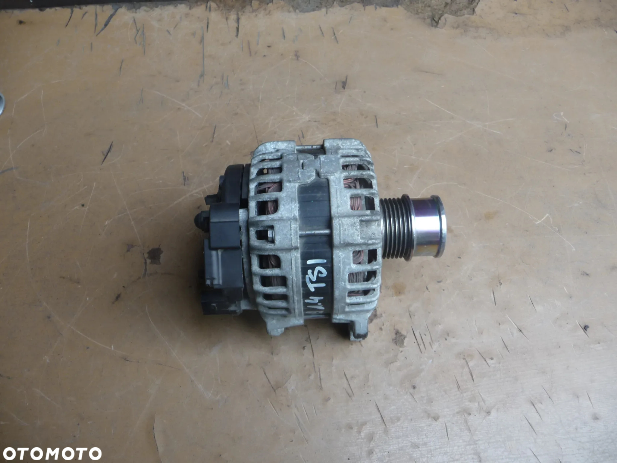 PASSAT B7 B8 AUDI A1 GOLF VII OCTAVIA III FABIA III POLO 6R 1.0 1.2 1.4 TSI TFSI ALTERNATOR 04C903023C - 2